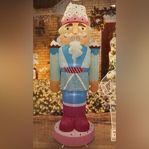 NIB 10' Pink PreLit Giant Inflatable Nutcracker Cupcake Outdoor Yard Decoration